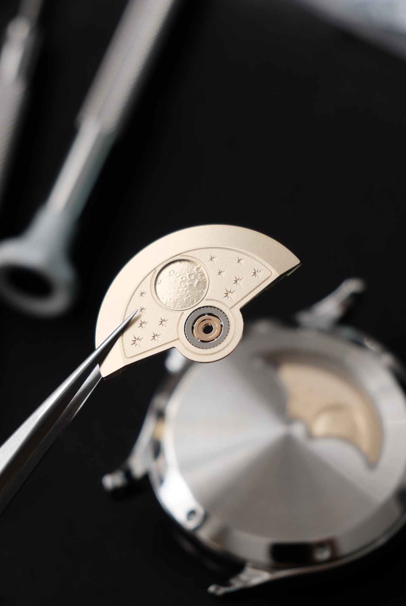 LS04 V2 Engraved Moon Rotor