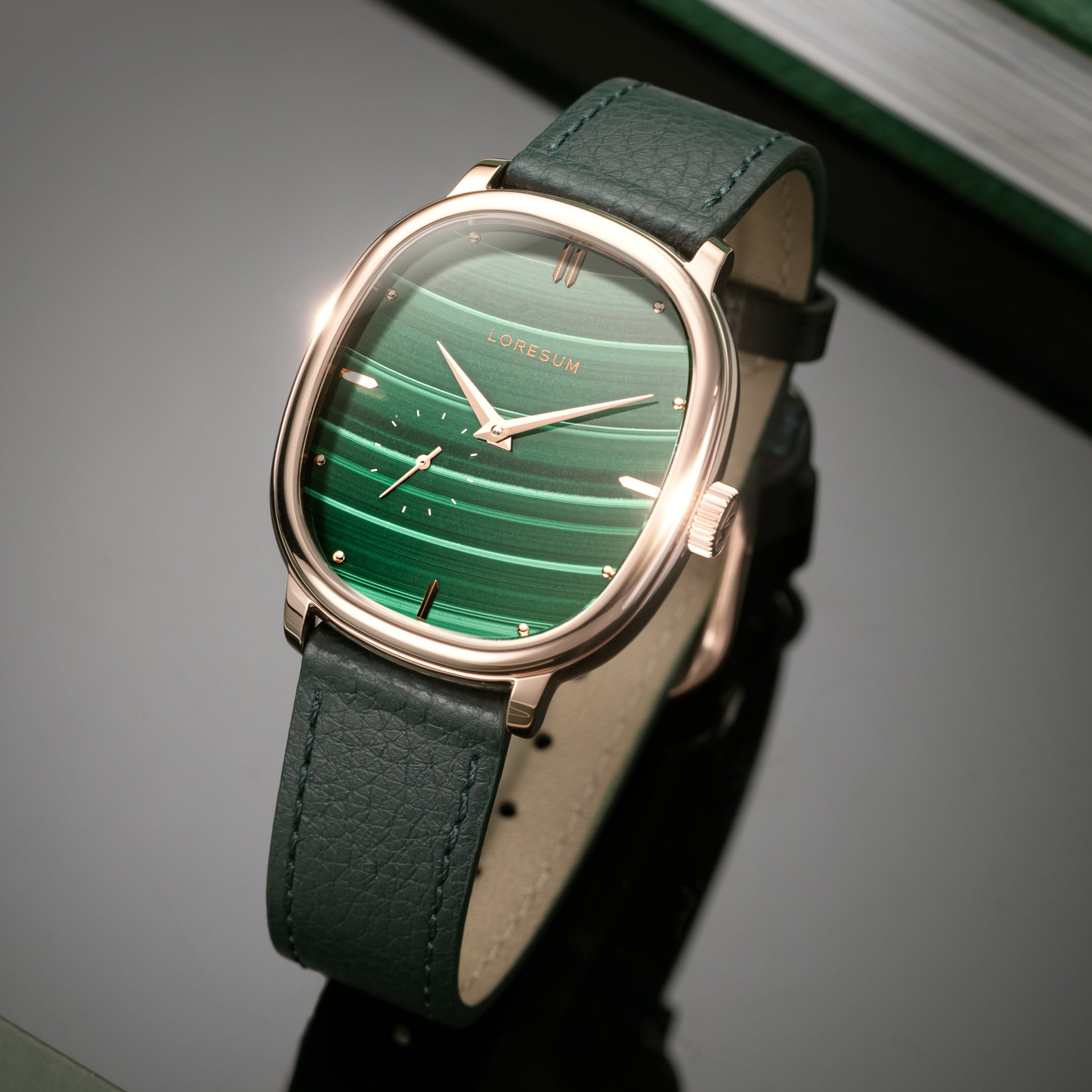 LS06 - Malachite table roll