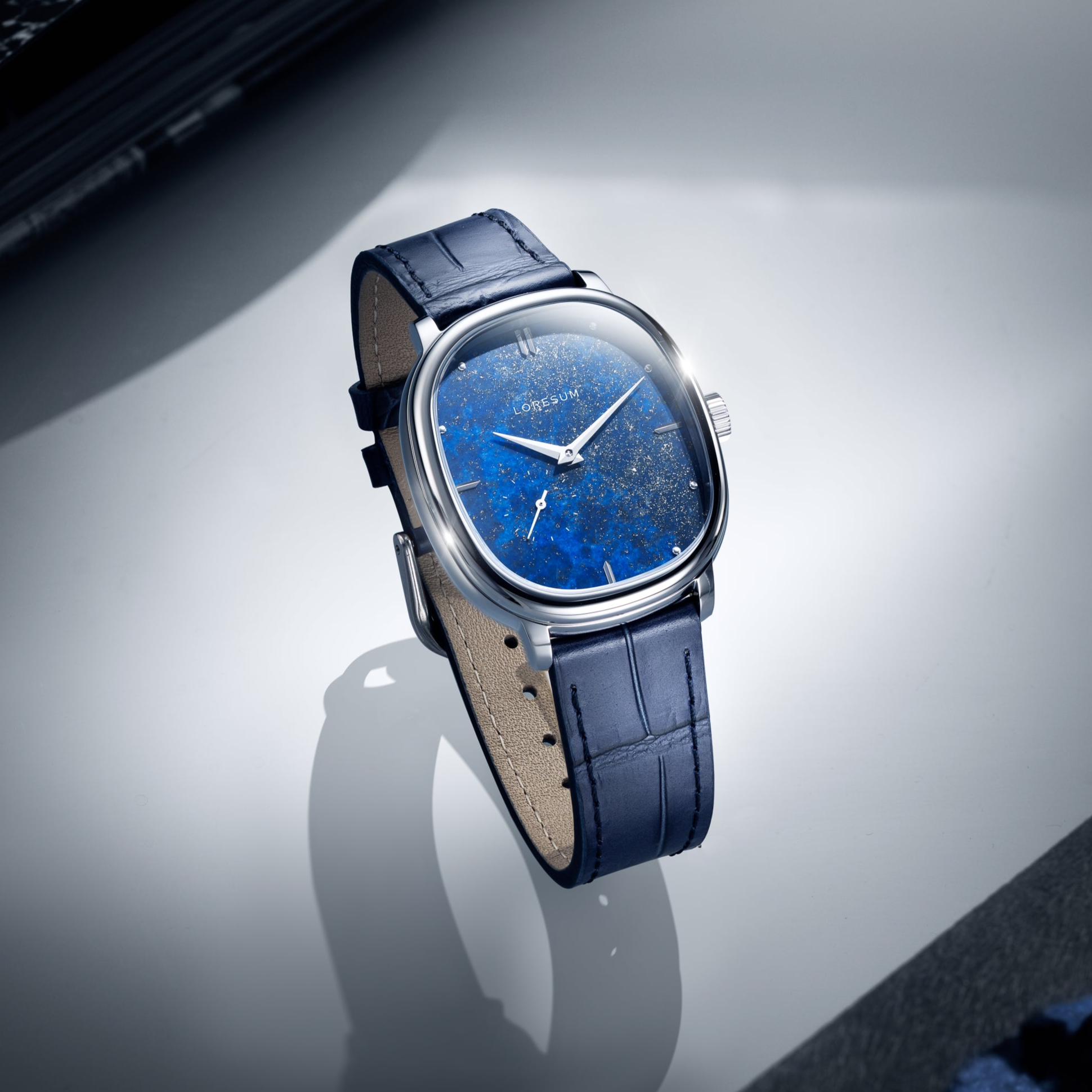 LS06 - Lapis table roll